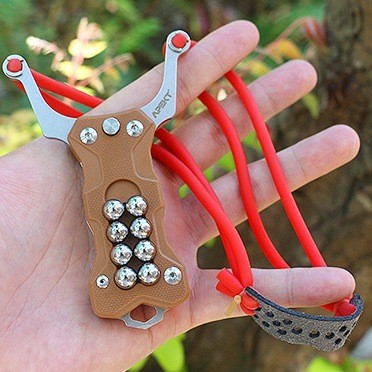 New slingshot folding knife G10 handle competitive deformable high precision hunting slingshot carry-on self-defense fruit knife