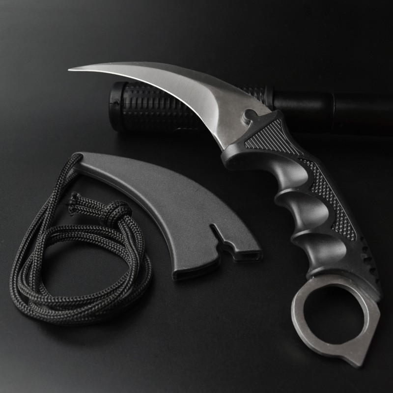 Wholesale claw knife game machete outdoor knife scabbard eagle claw knife stainless steel saber fruit knife foreign trade csgo