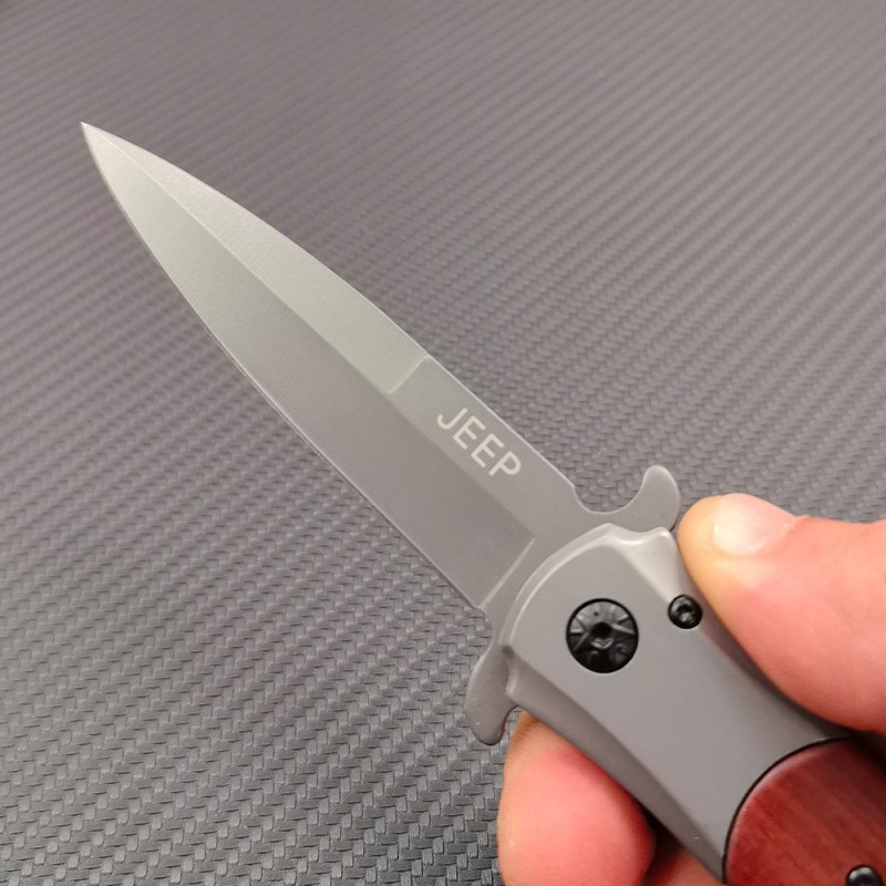 Outdoor self-defense knife chicken wing wooden handle sword fish folding knife back clip portable sharp knife barbecue meat knife