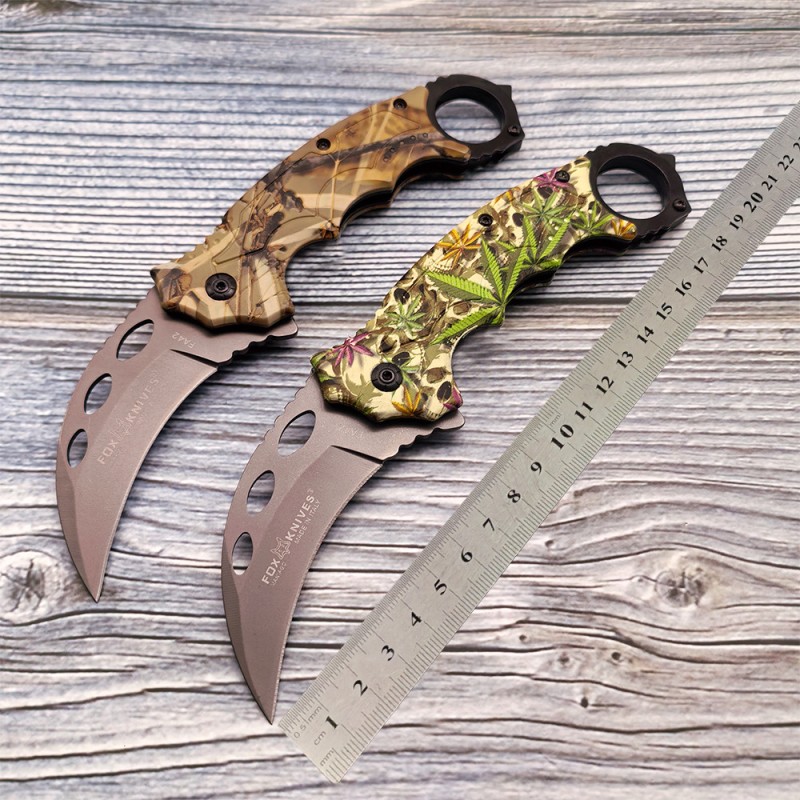 Outdoor Claw Knife High Hardness Car Window Breaking Escape Tool Knife Ring Camouflage Fox Folding Knife Folding Claw Knife