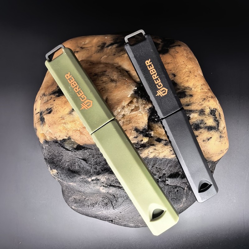 Cross-Border Bear Gryff-Style Creative Outdoor Whistle Small Straight Knife Sharp Fruit Folding Knife Jungle Adventure Mountaineering Knife