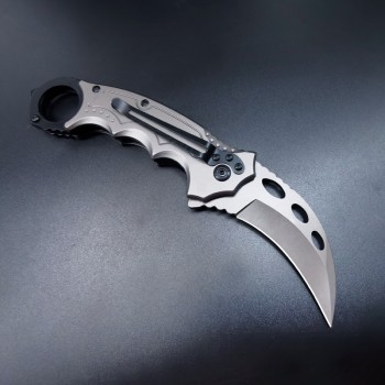 Outdoor claw knife high hardness car broken window escape tool knife saber ring fox folding knife folding claw knife