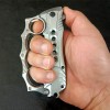 Outdoor self-defense tiger finger knuckle folding pocket knife four finger knuckle mechanical cool stainless steel knife broken window tool pocket