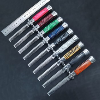 Portable spring comb American style oil head portable comb artifact automatic hair comb outdoor pocket comb ornamental cutter