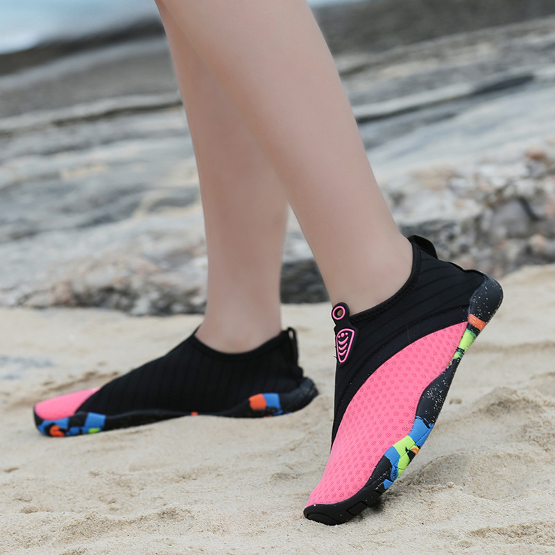 Factory Direct Shipment of New Cross-Border Beach Swimming Shoes, Breathable Water Shoes, Lightweight Quick-Dry Water Shoes, Outdoor Fishing Shoes
