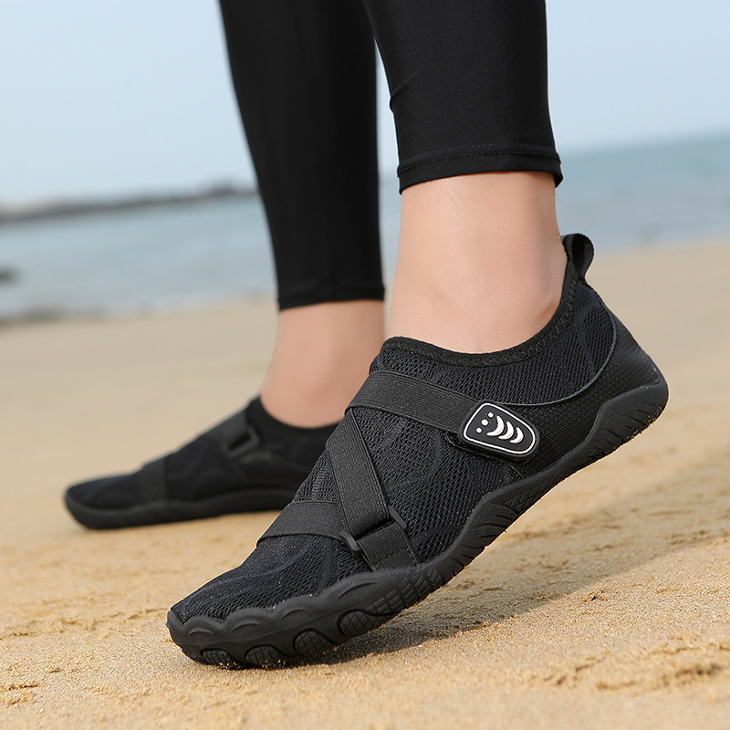 Factory Direct Shipment of New Cross-Border Beach Swimming Shoes, Breathable Water Shoes, Lightweight Quick-Dry Water Shoes, Outdoor Fishing Shoes