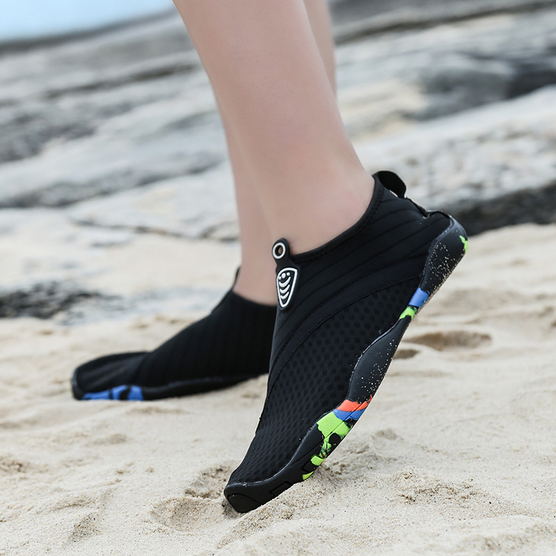 Factory Direct Shipment of New Cross-Border Beach Swimming Shoes, Breathable Water Shoes, Lightweight Quick-Dry Water Shoes, Outdoor Fishing Shoes