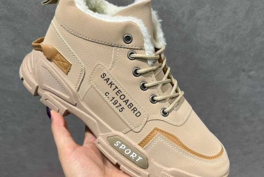 مادة الفلين في صناعة الأحذية